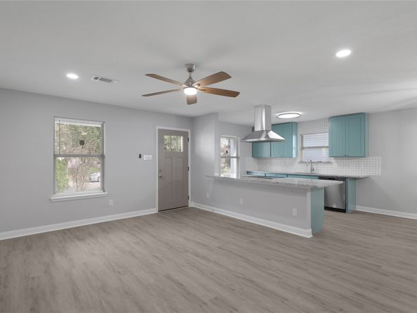 9827 Shive Drive, Houston TX 77078