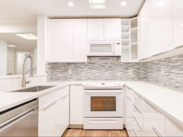 2829 Timmons Lane 167, Houston TX 77027