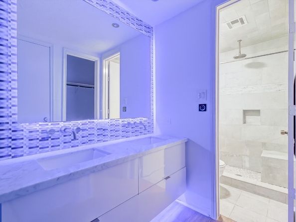 2829 Timmons Lane 167, Houston TX 77027