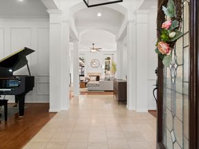 2 Quiet Oak Drive, The Woodlands TX 77381