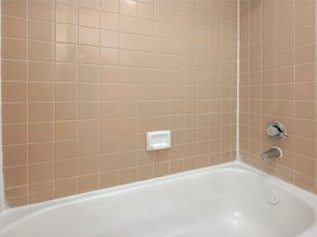 12655 Ashford Meadow Drive ABCD, Houston TX 77082