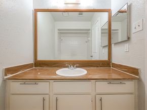 12655 Ashford Meadow Drive ABCD, Houston TX 77082