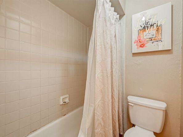 12655 Ashford Meadow Drive ABCD, Houston TX 77082