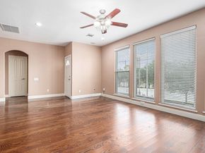 2402 Calumet Street B, Houston TX 77004