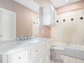 2402 Calumet Street B, Houston TX 77004