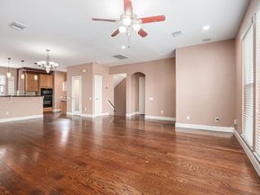 2402 Calumet Street B, Houston TX 77004