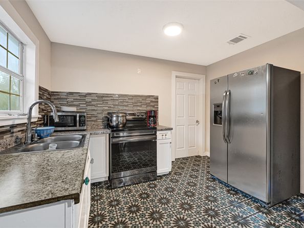 7917 Nashville Street, Houston TX 77028