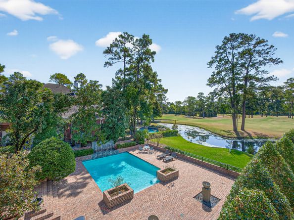 16703 Southern Oaks Drive, Houston TX 77068