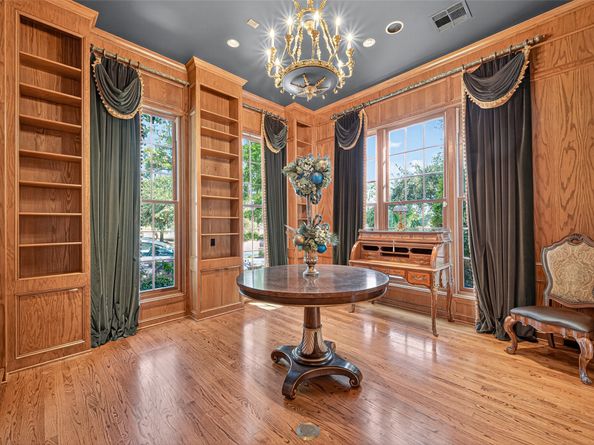 16703 Southern Oaks Drive, Houston TX 77068