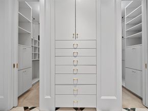 16703 Southern Oaks Drive, Houston TX 77068