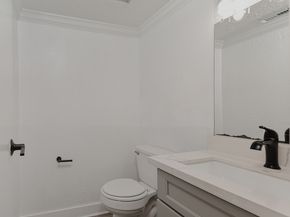 3 Meadow Beauty, The Woodlands TX 77381