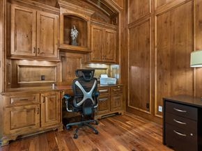 22 Johnathan Landing Court, The Woodlands TX 77389