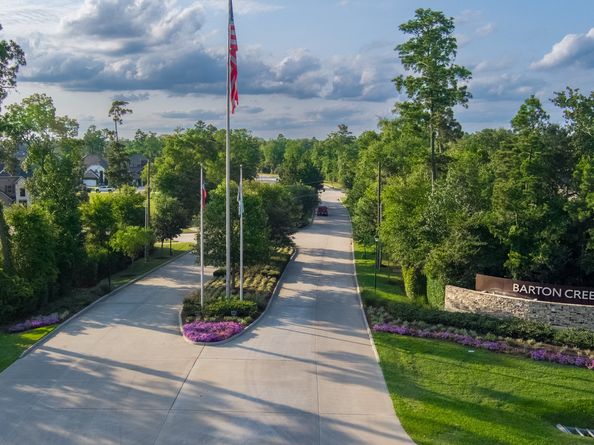 2012 Sugarberry Gully Lane, Conroe TX 77301