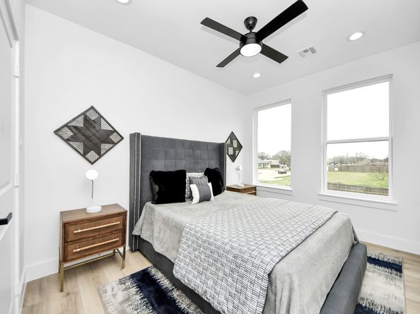 9028 Scott Street, Houston TX 77051