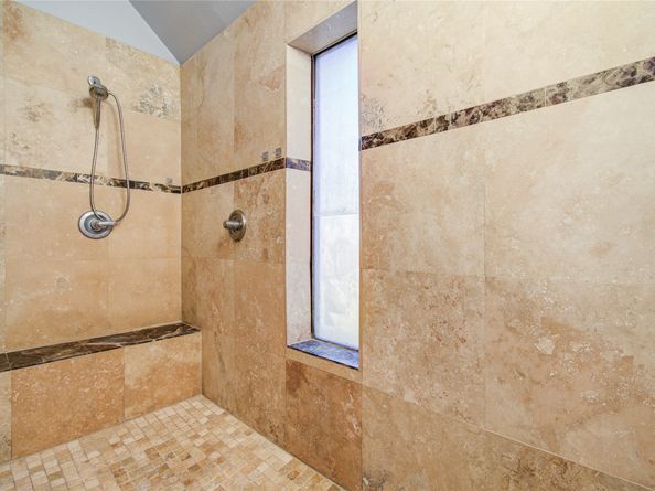 14731 Raven Hollow Lane, Humble TX 77396
