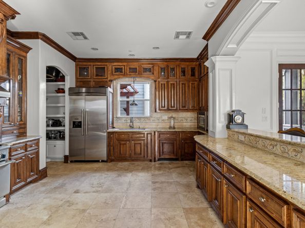 3012 Houston Avenue Avenue, Houston TX 77009