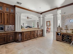 3012 Houston Avenue Avenue, Houston TX 77009