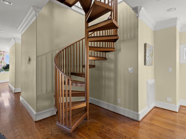 3012 Houston Avenue Avenue, Houston TX 77009