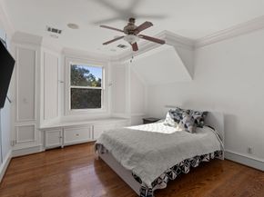 3012 Houston Avenue Avenue, Houston TX 77009