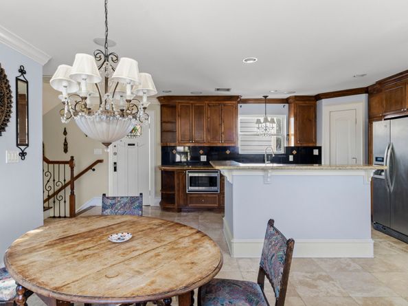 3012 Houston Avenue Avenue, Houston TX 77009