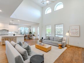 18 Devon Dale Drive, The Woodlands TX 77375