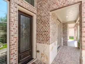 18 Devon Dale Drive, The Woodlands TX 77375