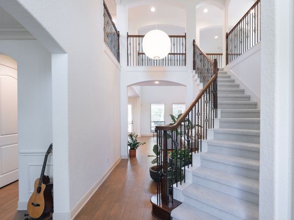 18 Devon Dale Drive, The Woodlands TX 77375