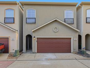 901 Mckinney Park Lane, Houston TX 77003