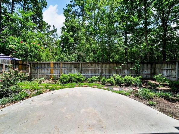 2 Wintergreen Trail, The Woodlands TX 77382