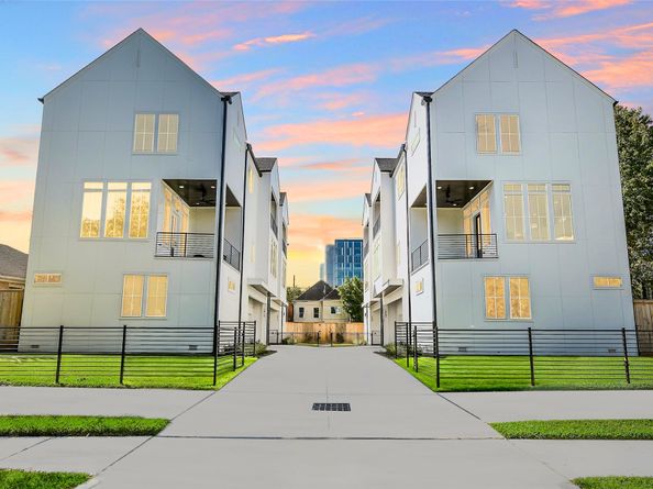 1907 Lauderdale Street, Houston TX 77030