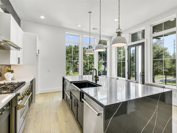 1907 Lauderdale Street, Houston TX 77030