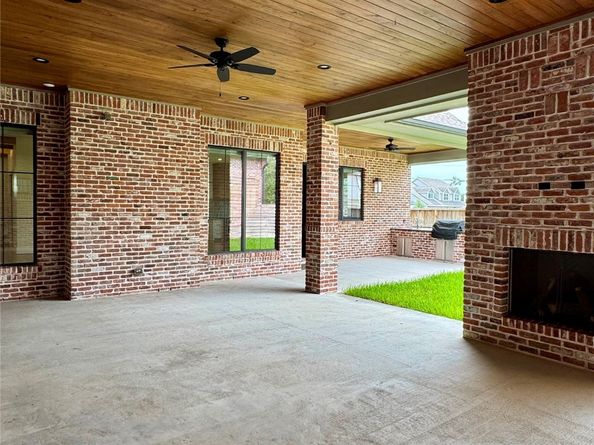 1701 Bayram Drive, Houston TX 77055