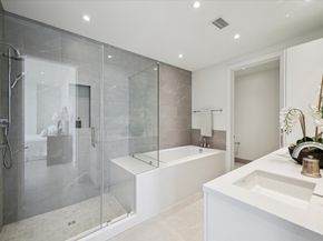 2323 W Main Street 402, Houston TX 77098