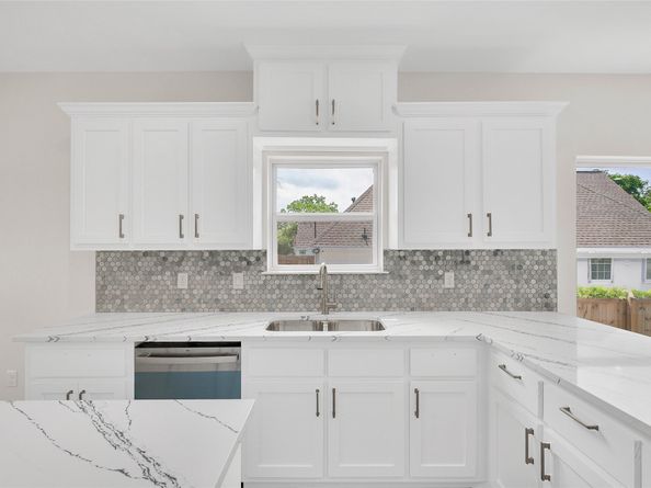 8022 Yoe Street, Houston TX 77078