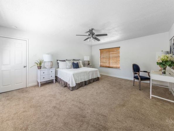 3903 Acorn Ln, Kingwood TX 77365