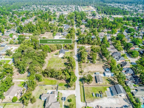 3903 Acorn Ln, Kingwood TX 77365