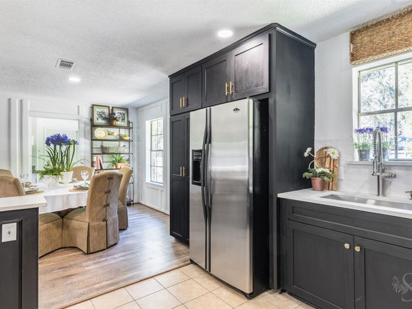 3903 Acorn Ln, Kingwood TX 77365