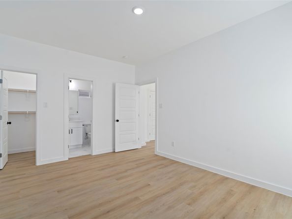 7504 Laura Koppe Road C/D, Houston TX 77028