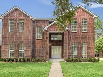 3303 Vista Lake Drive