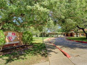 4302 Hummingbird Street, Houston TX 77035