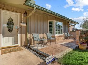 4302 Hummingbird Street, Houston TX 77035