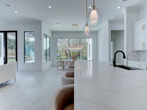 91 Lake Sterling Gate Drive, Spring TX 77379