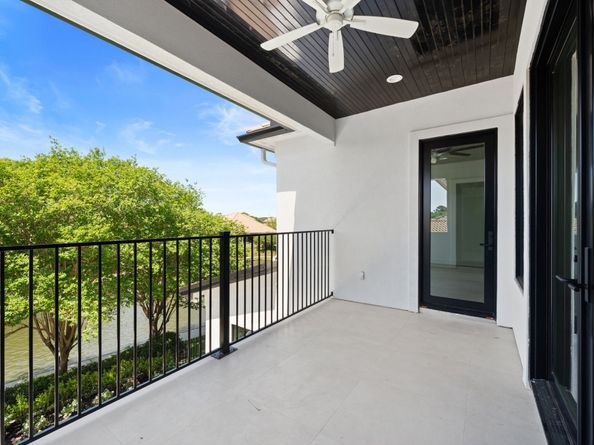 91 Lake Sterling Gate Drive, Spring TX 77379