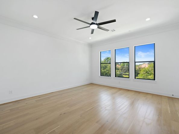 91 Lake Sterling Gate Drive, Spring TX 77379