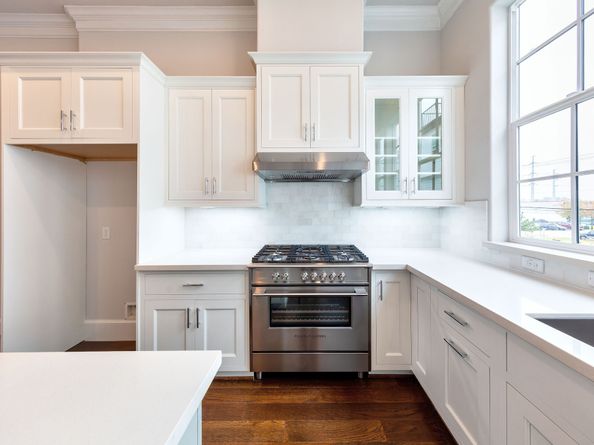 5921 Cottage Grove Lake Drive, Houston TX 77007