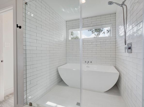 10018 Whiteside Lane, Houston TX 77080