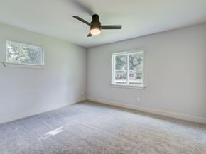 10018 Whiteside Lane, Houston TX 77080