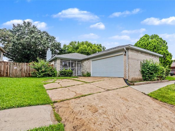 7907 Chancel Drive, Houston TX 77071