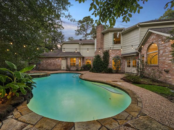 44 Dovewood Place, The Woodlands TX 77381