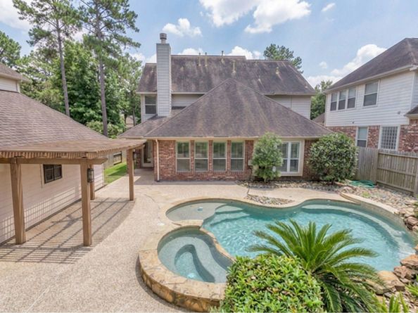 79 W Shale Creek Circle, The Woodlands TX 77382